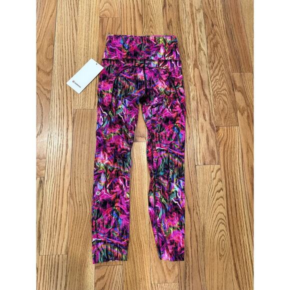 Lululemon Fast and Free Leggings - Picture 2 of 7
